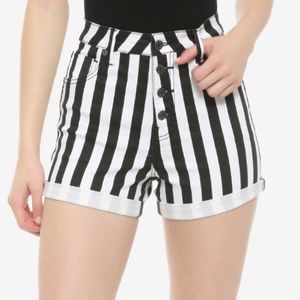 Hot Topic striped high rise shorts